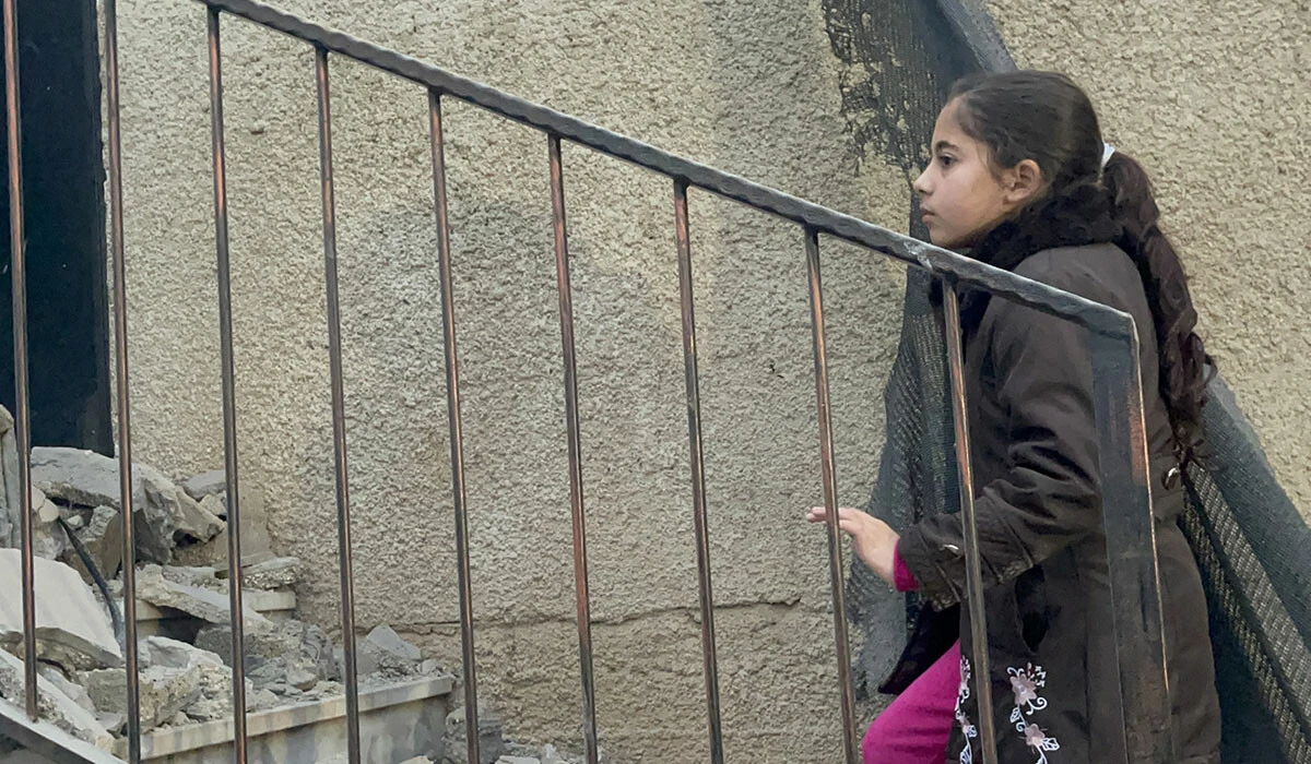 Evi İsrail tarafından yıkıldı! 10 yaşındaki Filistinli kızın cesur sözleri gündem oldu