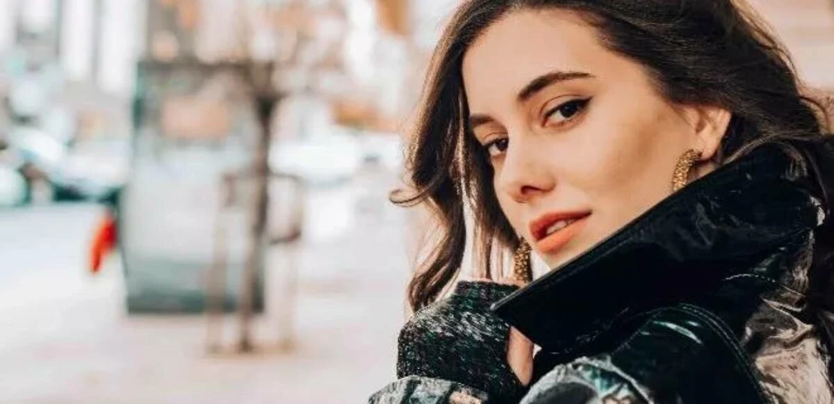 Beril Pozam kimdir, kaç yaşında? Baba dizisi Tolga Sarıtaş'ın partneri Beril Pozam hayatı