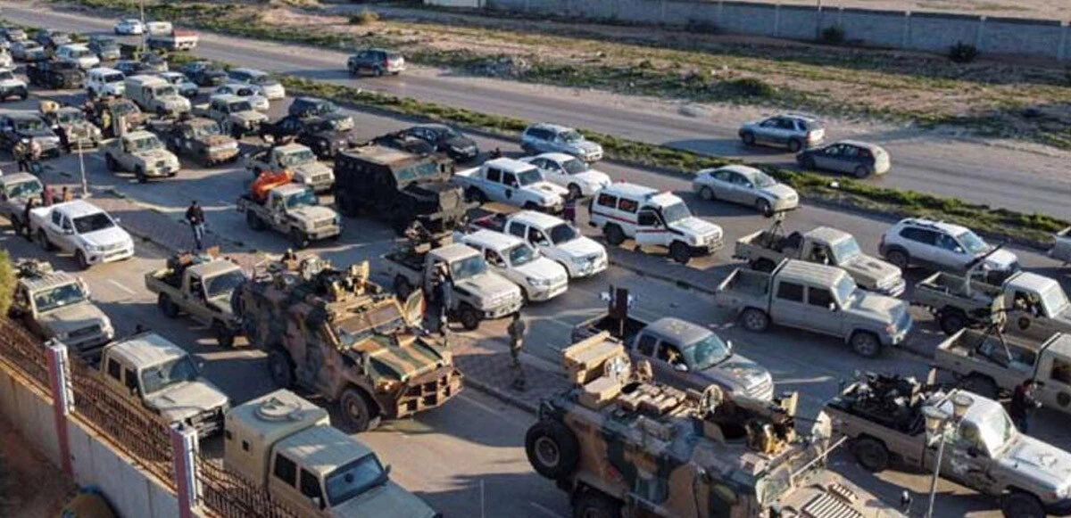Libya yine diken üstünde! Milisler başkente indi