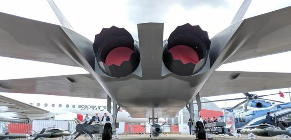 Milli Muharip Uçak ilk kez Asya'da! Türk Havacılık ve Uzay Sanayii Singapur Airshow'a katılıyor