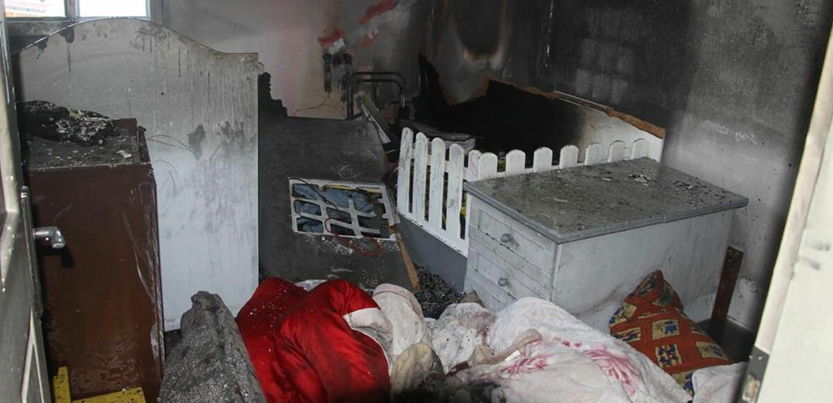 3 yaşındaki ikizlerden kahreden haber: Çıkan yangında dumandan zehirlendiler