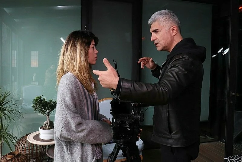 Özcan Deniz Feyza Aktan'ı yumrukladı! Annenin anlattıkları şoke etti