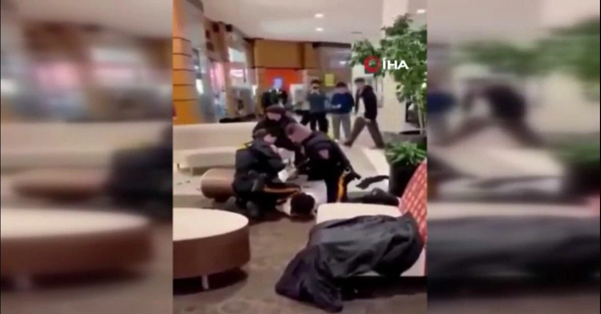 ABD polisinden gençlerin kavgasına ırkçı müdahale