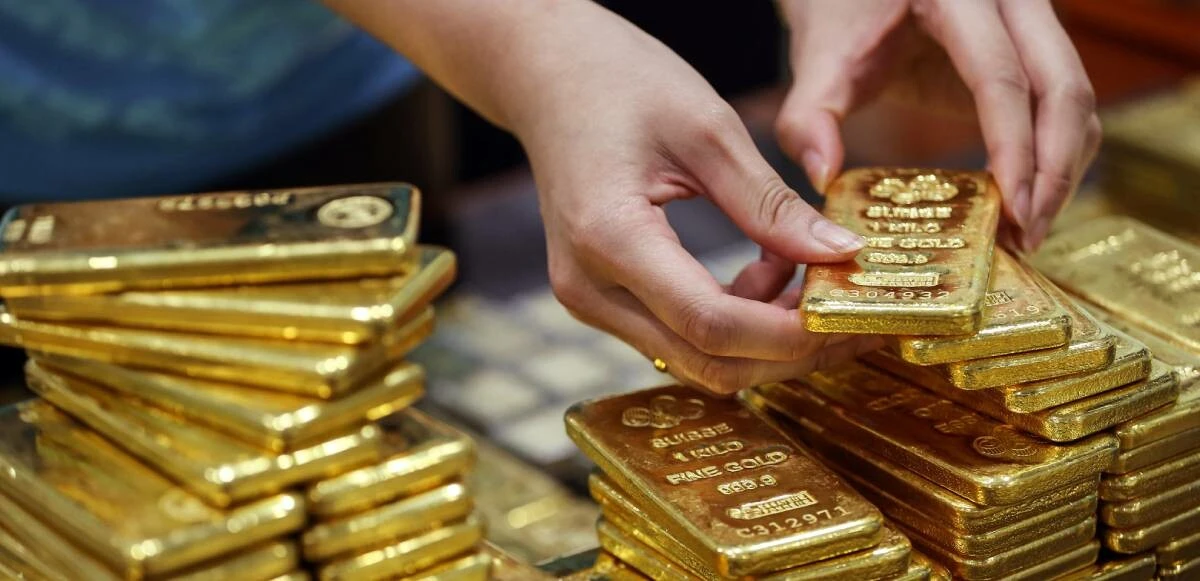 Dolar kaç TL? Gram altın ne kadar? Yükselir mi düşer mi? İslam Memiş altın yorumu