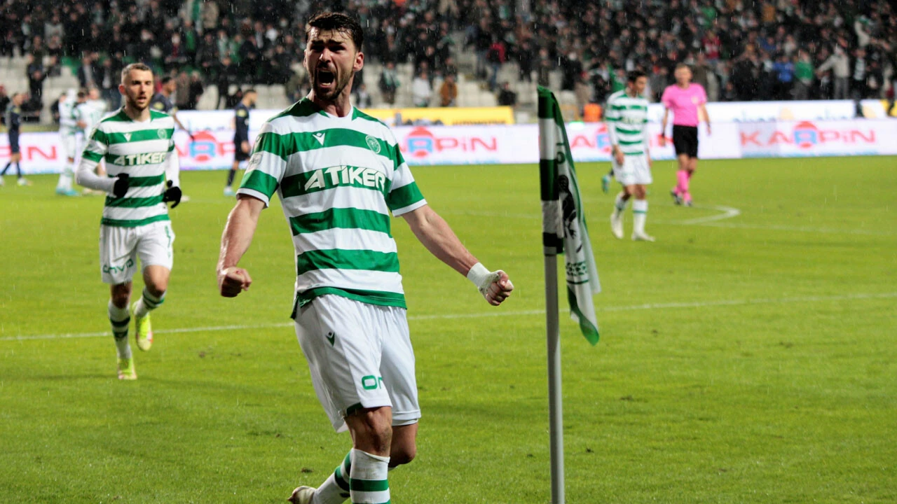 8 gollü müthiş maçta kazanan çıkmadı