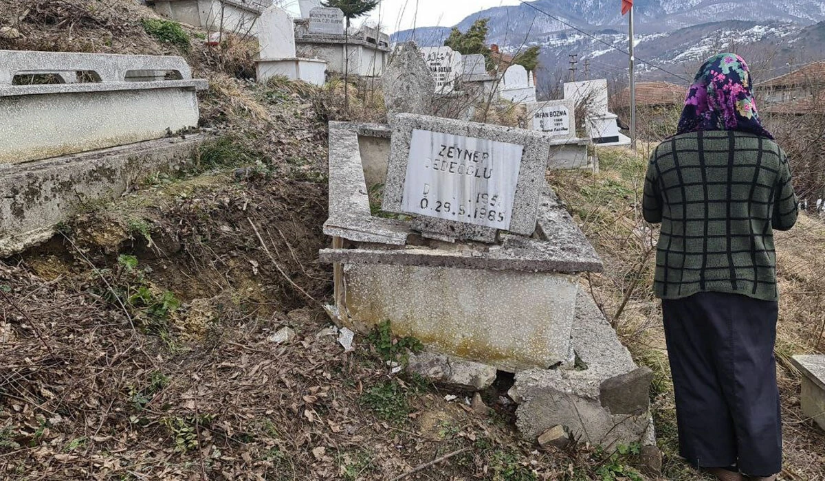 Karabük'te heyelan nedeniyle 9 ev boşaltıldı! Yollar ve bahçelerde çökme oluştu