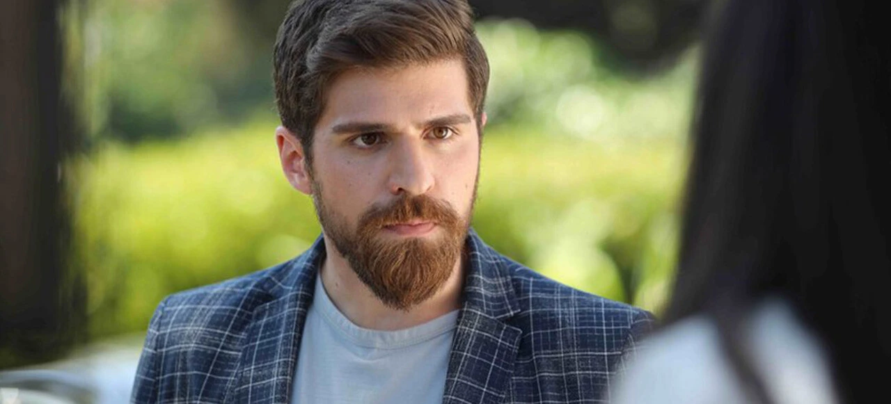 Üç Kız Kardeş dizisinin Soner'i Berker Güven kimdir, kaç yaşında? Berker Güven'in oynadığı diziler