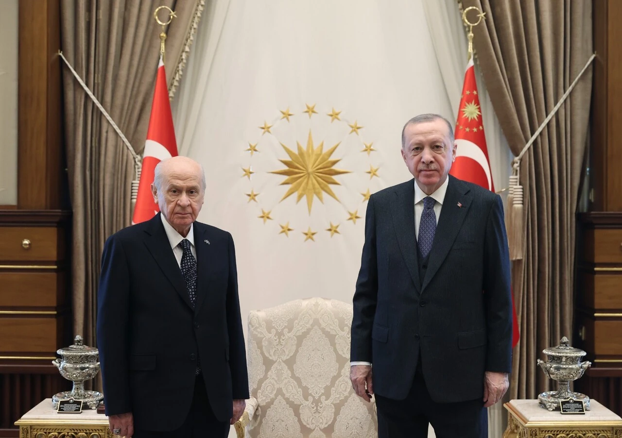 Cumhurbaşkanı Erdoğan ve Bahçeli'den sürpriz görüşme