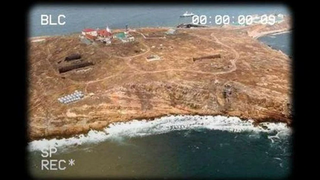 Romanya'da peş peşe düşen uçaklarda Rusya ayrıntısı