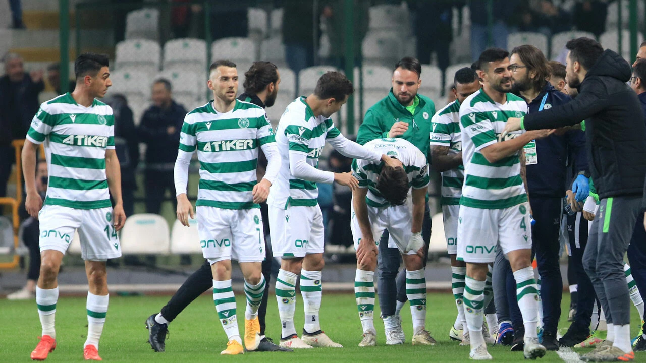 Aslan Konya'ya direnemedi! Maç sonucu: Konyaspor 2-0 Galatasaray