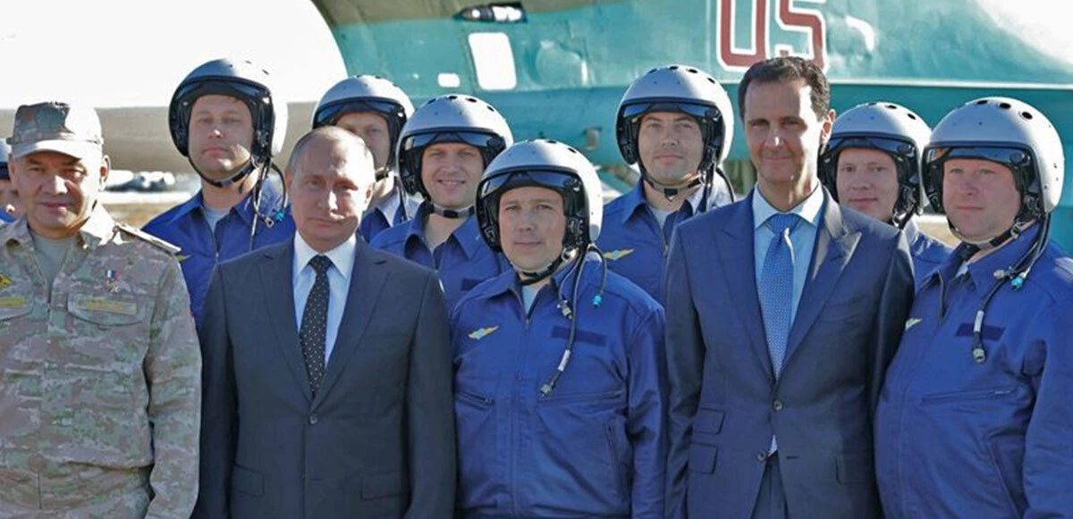Rusya’nın Suriye’de ödüllendirdiği Putin’le fotoğraf çektiren pilot Ukrayna’da esir düştü