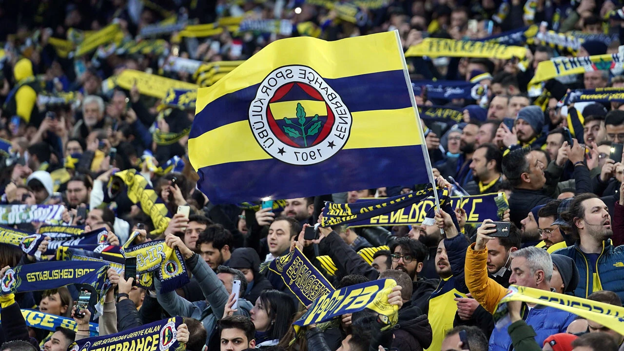Kadıköy'de fırtınalı derbi! Maç sonucu: Fenerbahçe 1-1 Trabzonspor