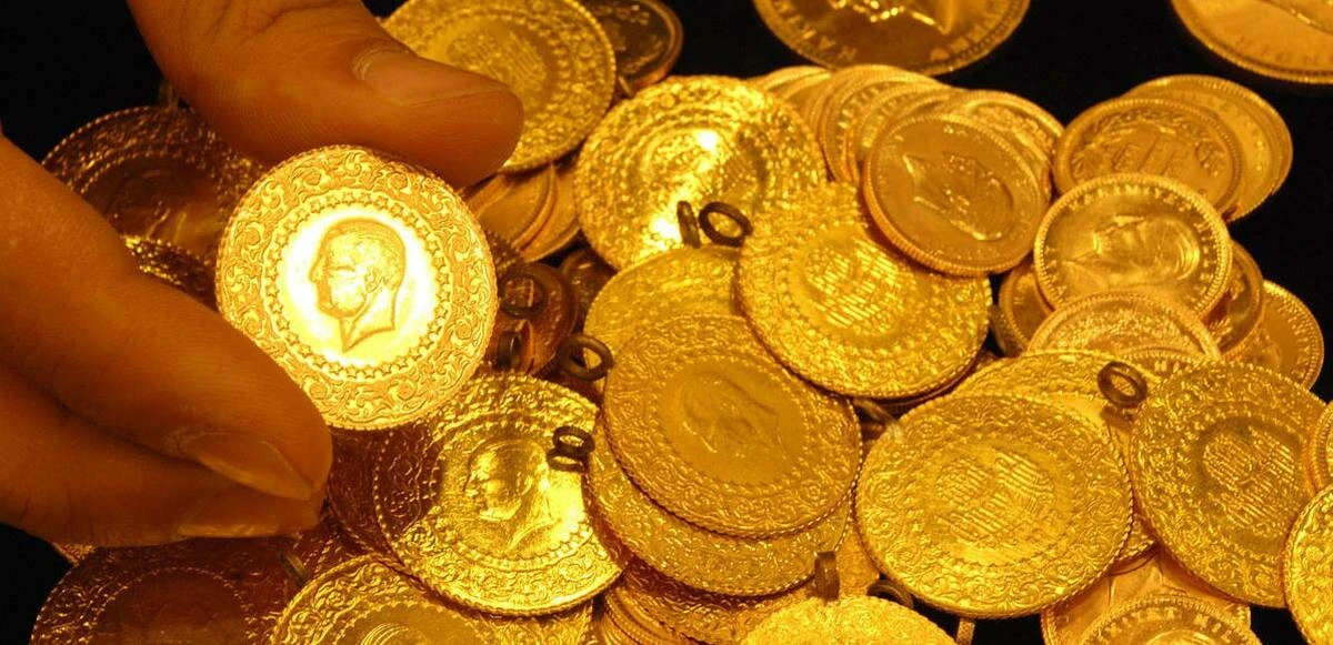 Gram ve çeyrek altın ne kadar? Savaş gölgesindeki altın zirveyi bırakmıyor