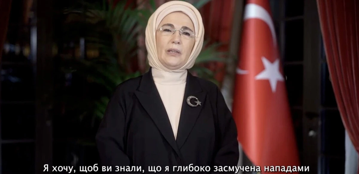 Ukrayna'nın First Lady'si dünyaya seslendi: Çocuklar öldürülüyor