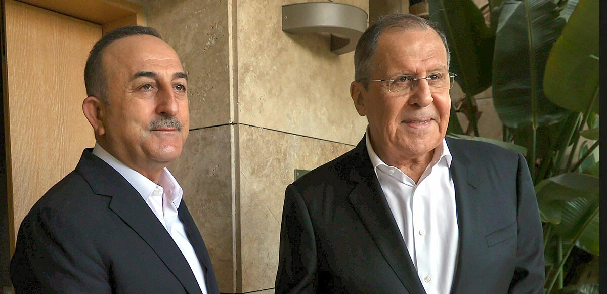 Rusya-Ukrayna ilk kez masaya oturdu: Antalya Zirvesi'nden barış çıkmadı