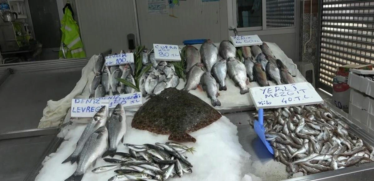 Soğuk hava balık tezgahlarını vurdu