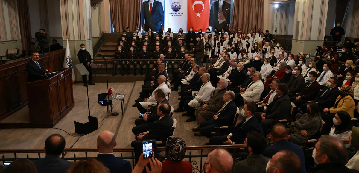 Bakan Koca'dan 14 Mart Tıp Bayramı mesajı: Devletimiz sizler için en iyisini yapmaya çalışıyor