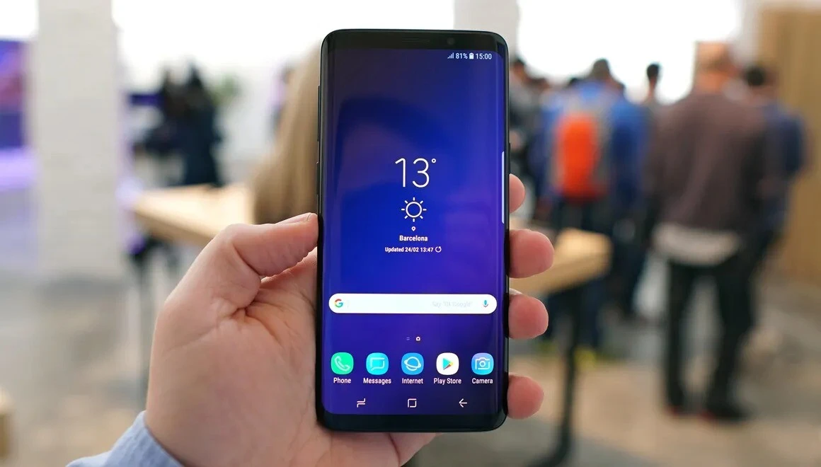 Samsung'dan Galaxy S9 serisi için güncelleme sürprizi