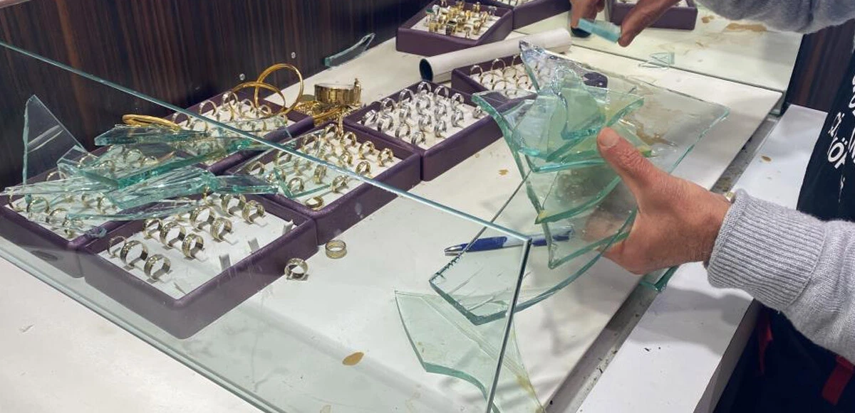 İstanbul'da milyonluk kuyumcu soygunu: 8 kişi yakalandı