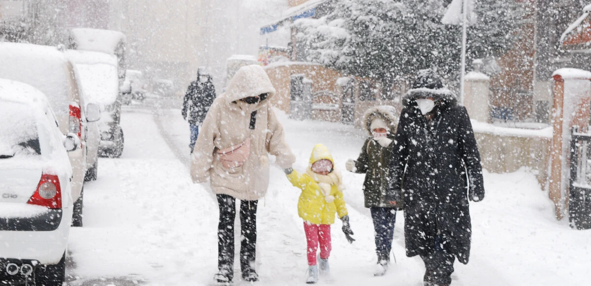 Meteoroloji Uzmanından İstanbul için bir kez daha uyarı: Buz devri başladı
dikkat