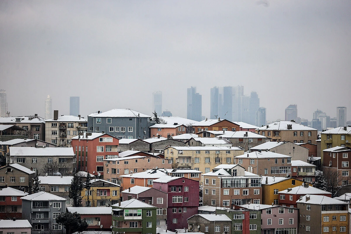 İstanbul'da kar alarmı! Akşam saatlerinde etkisini arttıracak, 12 saat kesintisiz yağacak