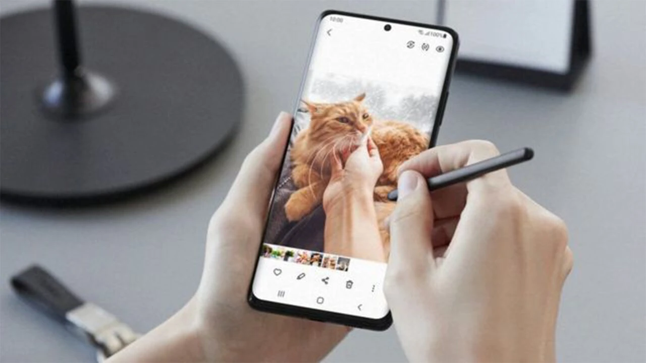 Galaxy S21 için Mart 2022 güvenlik güncellemesi çıktı: İşte değişiklikler