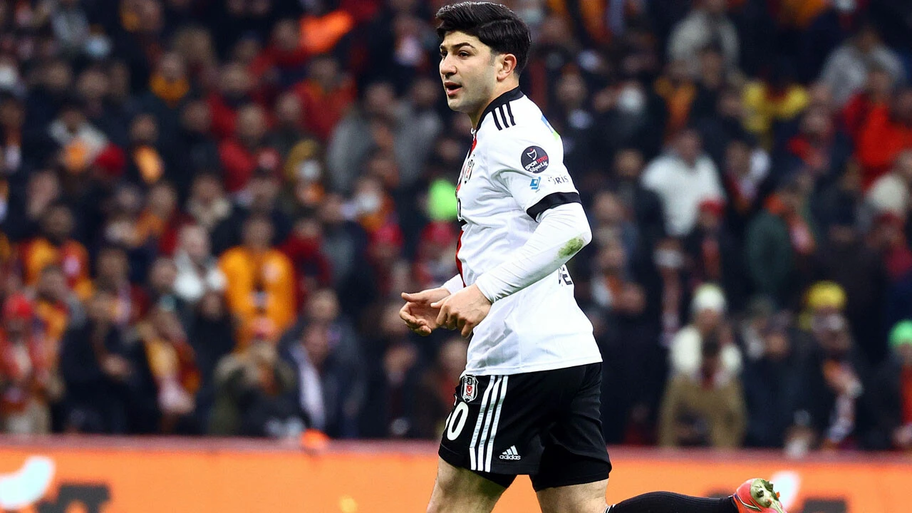 Derbiye damga vuran an! Güven Yalçın...