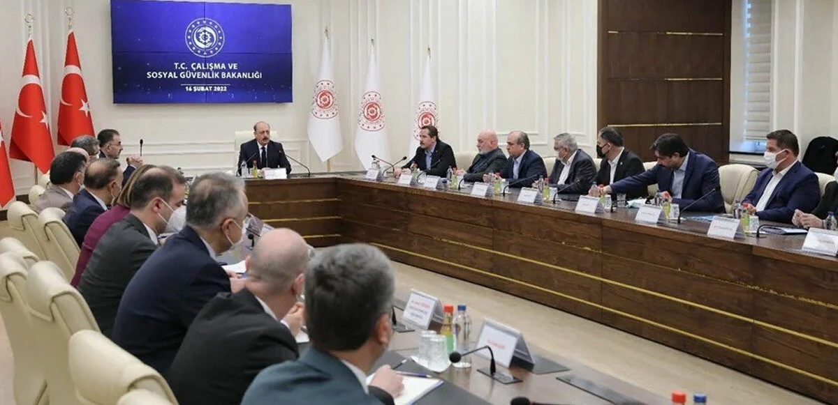 3600 ek göstergede kritik gün! Gözler ikinci toplantıda: Maaş ve ikramiyeler değişecek