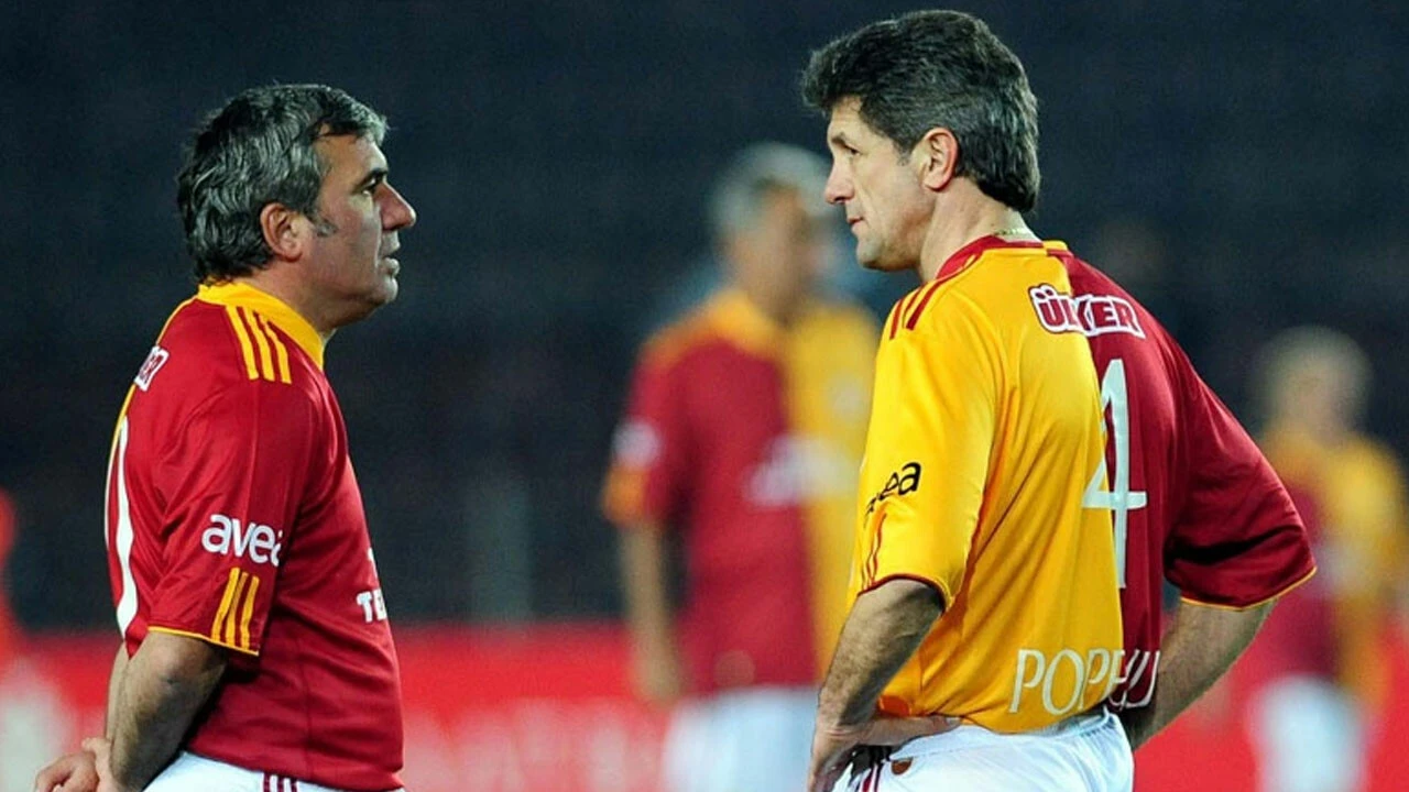 Galatasaray efsaneleri Hagi ve Popescu, Barcelona maçına geliyor