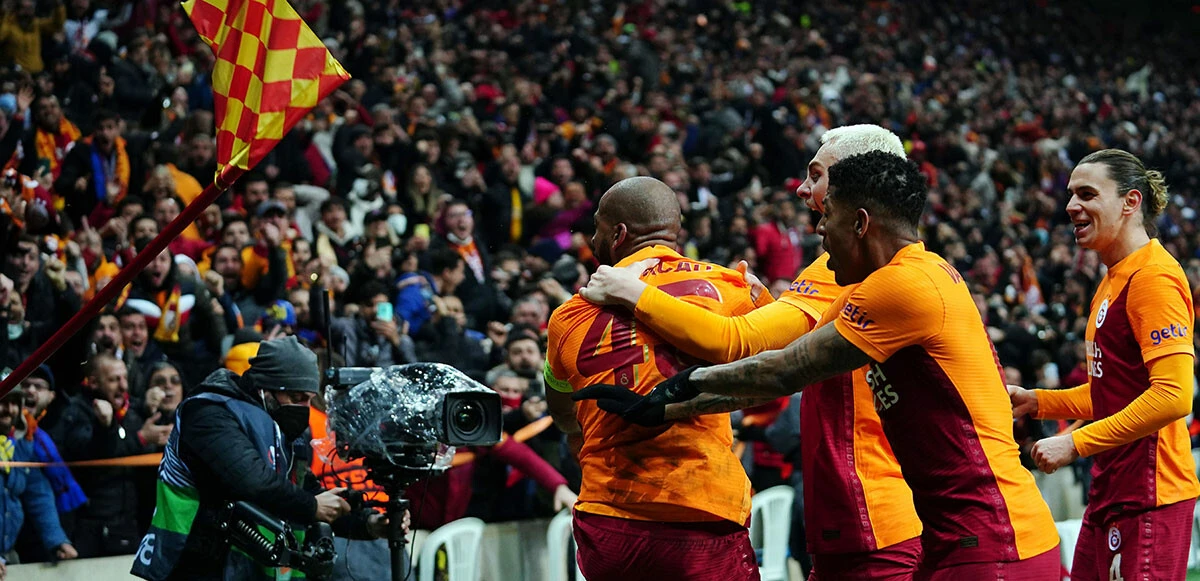 Galatasaray, Barcelona'ya 2-1 mağlup olarak Avrupa Ligi'ne veda etti