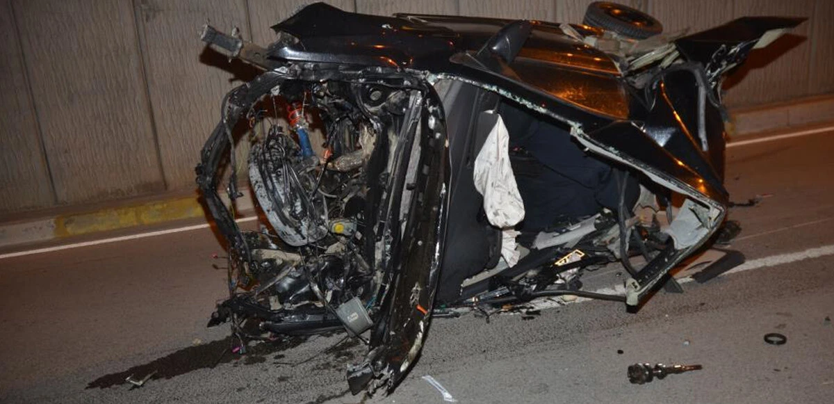 Son dakika! Antalya'da feci kaza: 3 genç hayatını kaybetti