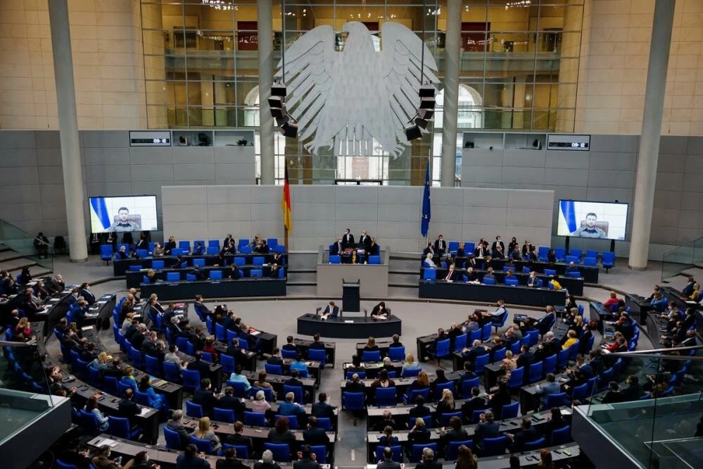 Zelenskiy Alman Parlamentosu'na seslendi: Kuzey Akım projeleri savaşa hazırlıktı