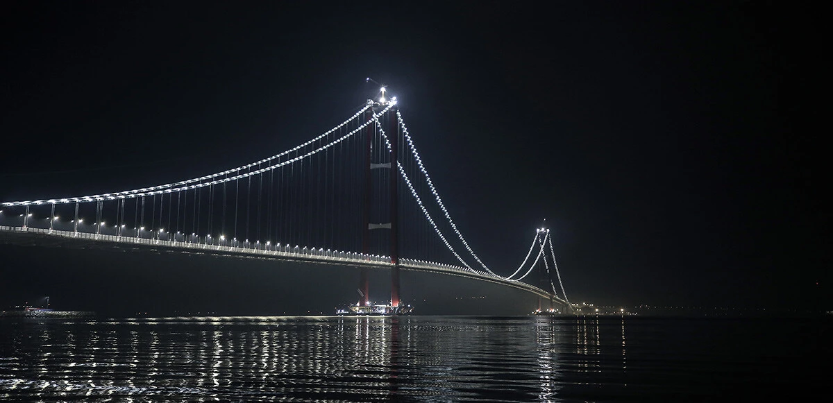 Türkiye'nin tarihe nişanesi, gurur projesi Çanakkale Köprüsü 'Zafer'in yıldönümünde açılıyor