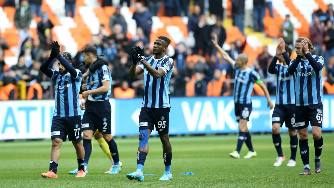 Adana Demirspor, Başakşehir'i devirdi!