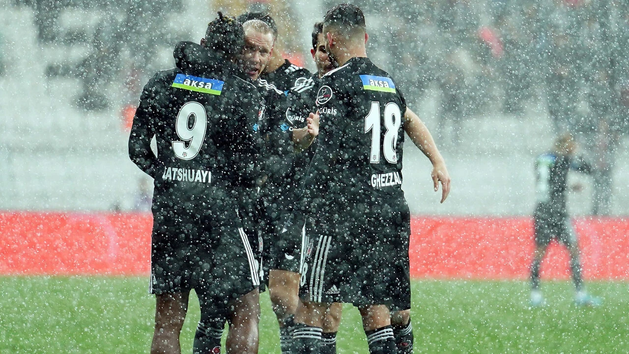 Vodafone Park'ta kazanan çıkmadı! Maç sonucu: Beşiktaş 1-1 Atakaş Hatayspor