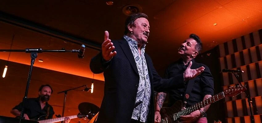 Selami Şahin'den dikkat çeken açıklamalar: O zamanlar soğan ekmek yiyordum