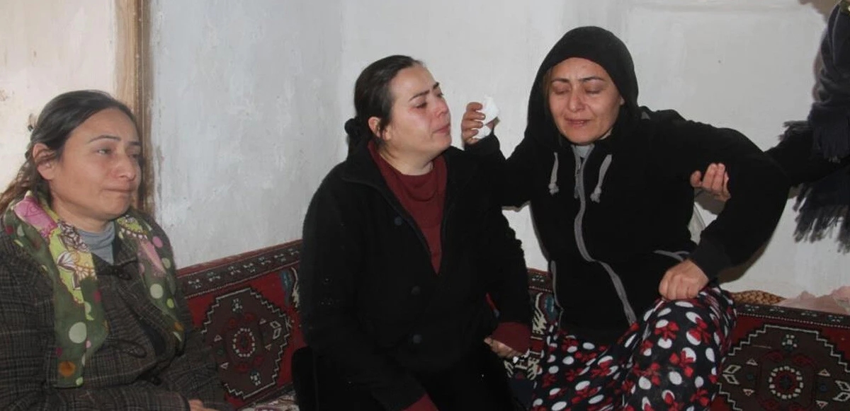 Otel odasında ölü bulunan genç kız son yolculuğuna uğurlandı