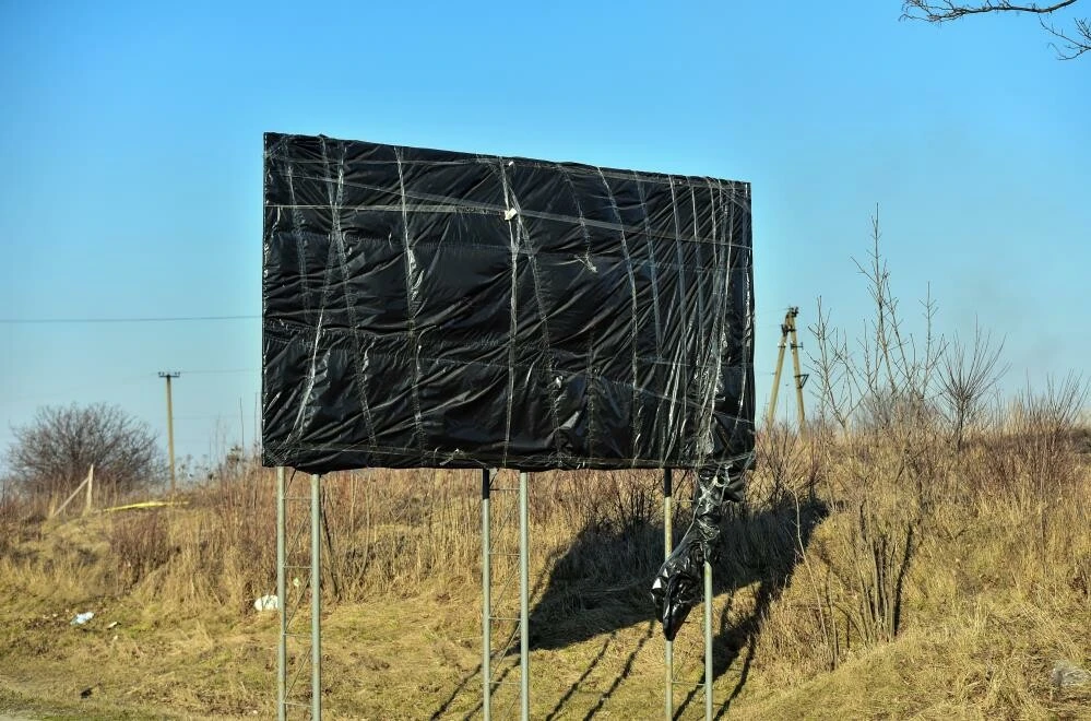 Lviv savunmaya geçiyor! Yön tabelaları kapatıldı