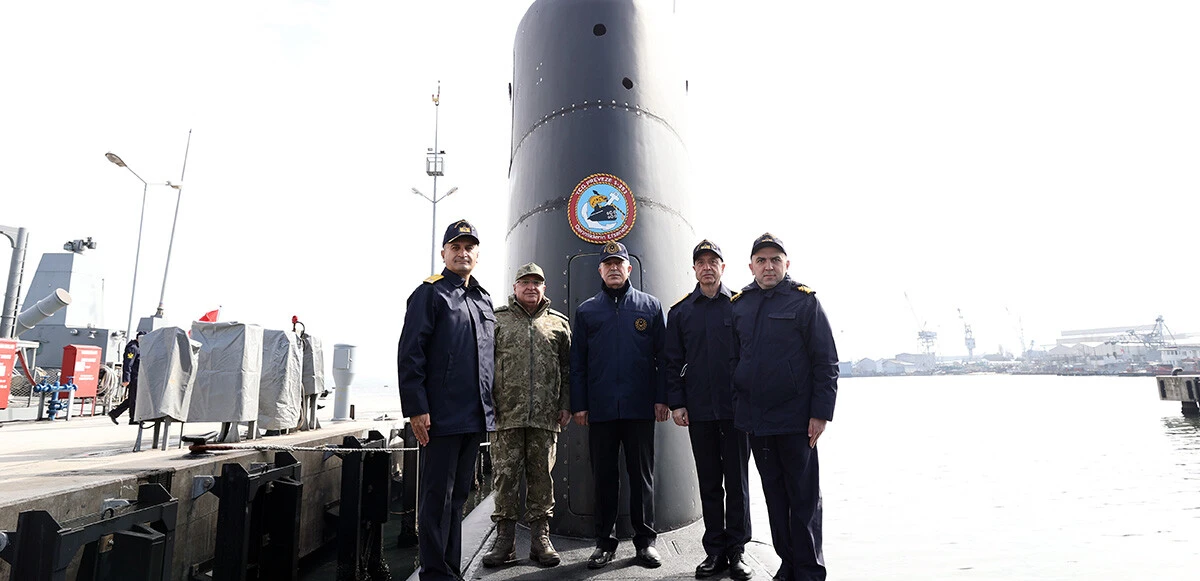 Bakan Akar ateşledi: AKYA torpidosundan hedefe tam isabet!