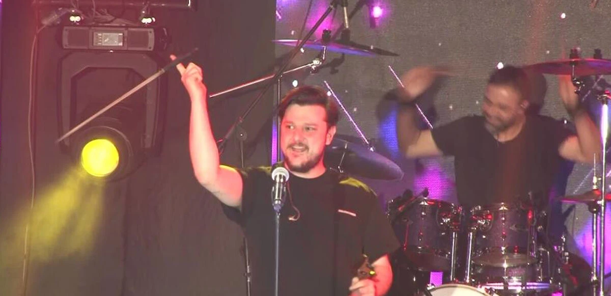 Üsküdar’da Ekin Uzunlar rüzgarı: Kemençe ile coşturdu