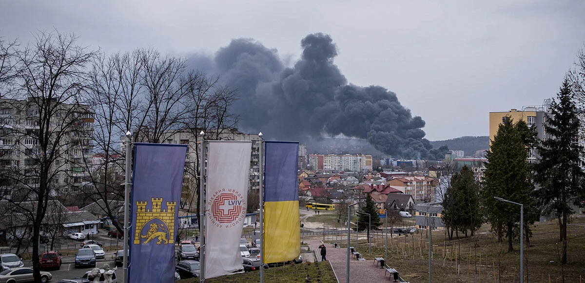 Son dakika! Rusya, Ukrayna’nın Lviv kentini vuruyor