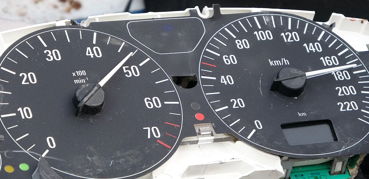 Ordu'da bir araç tıra çarptı, hız göstergesi 180'de takılı kaldı: 2 ölü, 1 yaralı