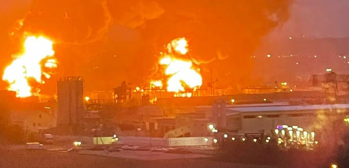 Ukrayna Rusya’yı topraklarında vurdu: Helikopter Rus petrol rafinerisini vurdu