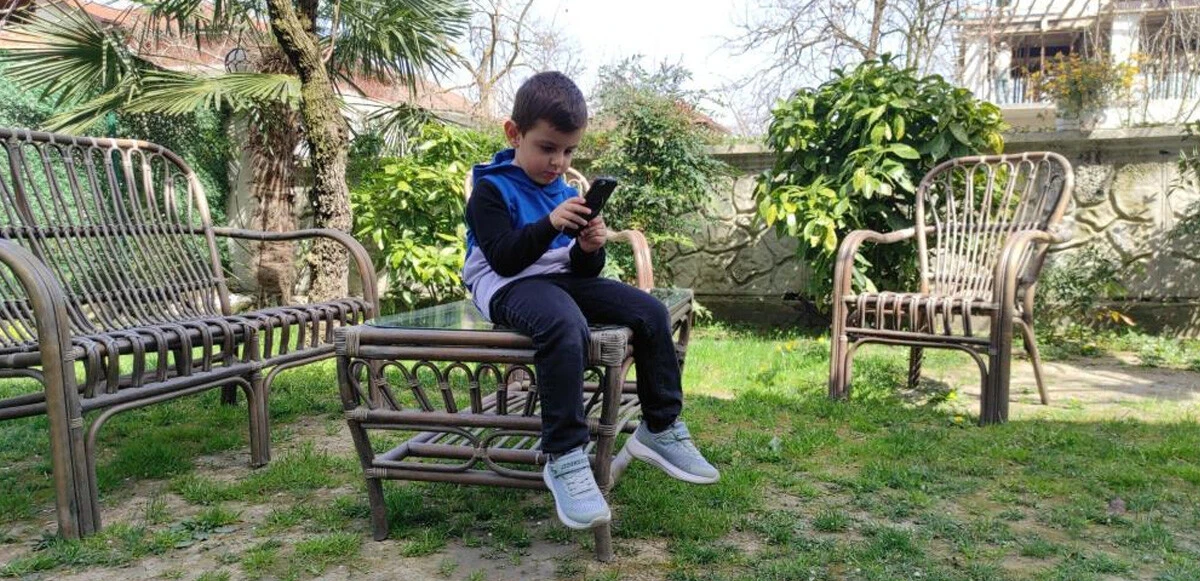 4 yaşındaki çocuk KADES uygulamasına bastı, polis harekete geçti