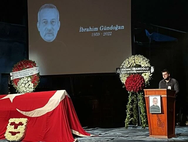 Kurtlar Vadisi Pusu'nun oyuncusu İbrahim Gündoğan gözyaşlarıyla defnedildi