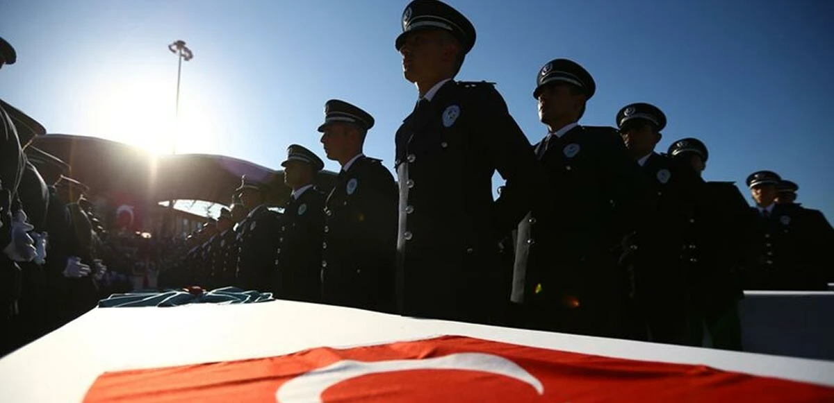 İstanbullular dikkat! Hafta sonu planlarınız suya düşmesin! Pazar günü bazı yollar kapalı olacak