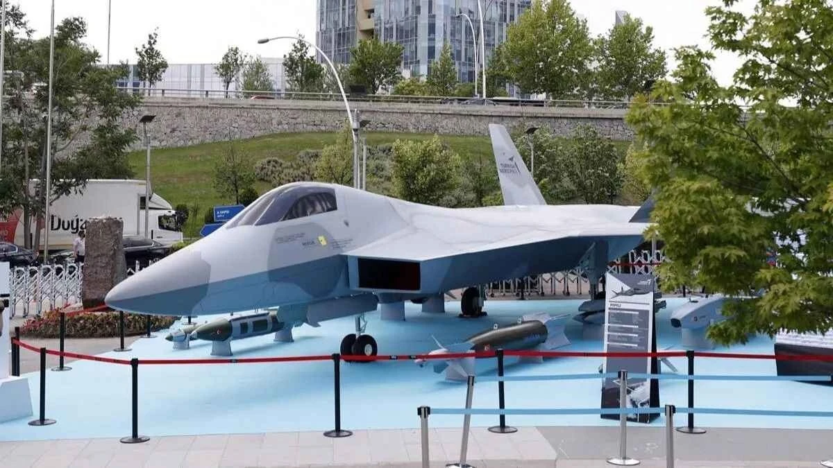 Milli Muharip Uçak için güçler birleşiyor: İmzalar atıldı