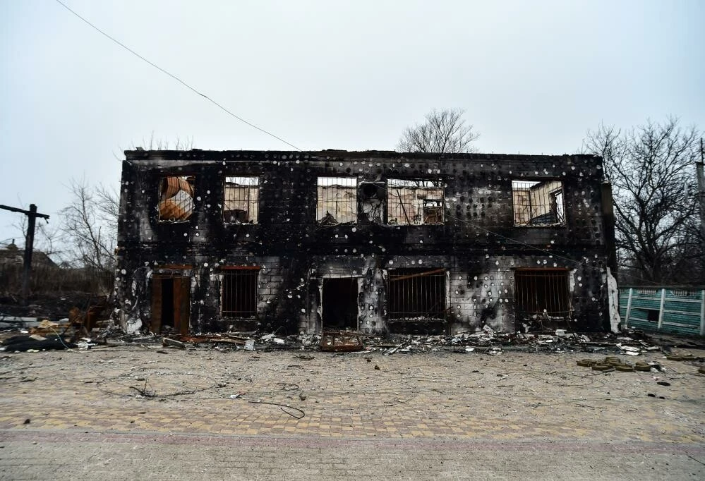 İrpin ve Buça'dan dehşet görüntüler: Cesetler mayınlar roketler...