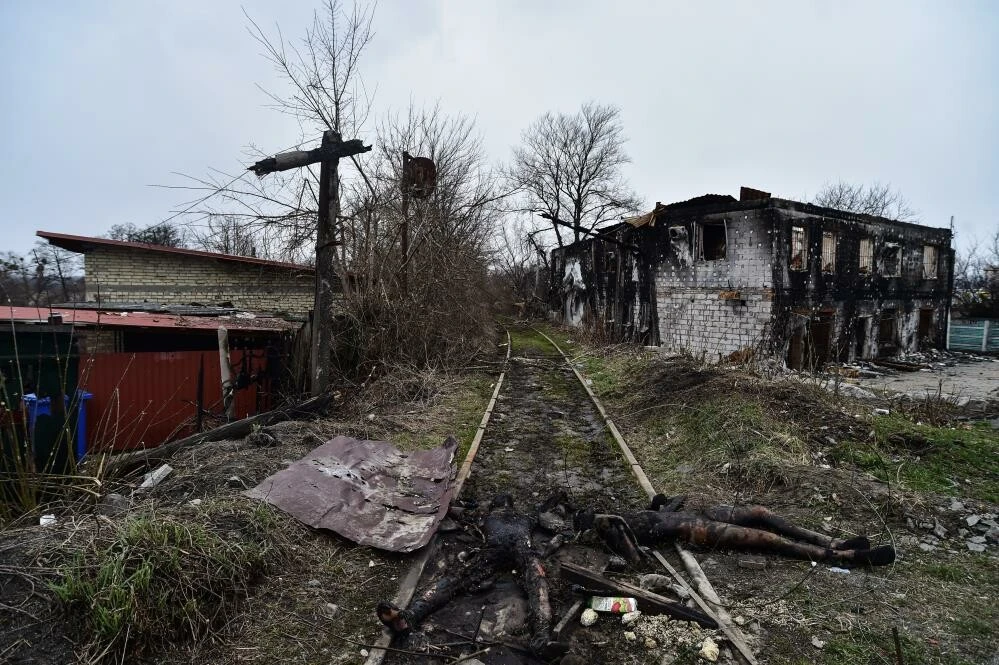 İrpin ve Buça'dan dehşet görüntüler: Cesetler mayınlar roketler...