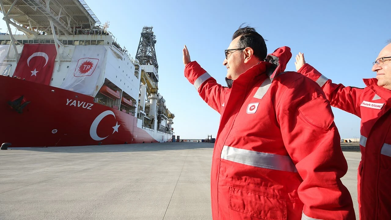 Enerji Bakanı Dönmez yeni müjdenin sinyalini verdi: Doğu Akdeniz'de önemli gelişmeler olacak
